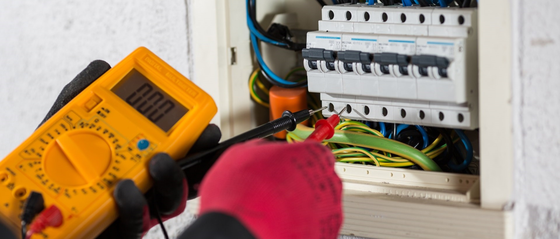 Electricians SE14